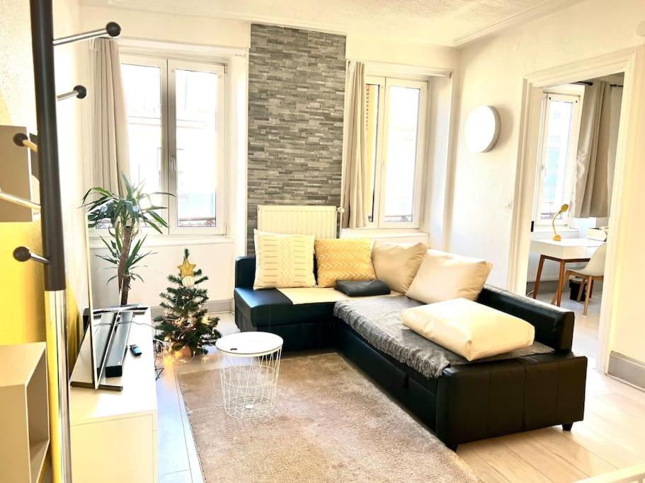 Lumiere Secrete Mulhouse Centre Parking Tram Appartement Buitenkant foto